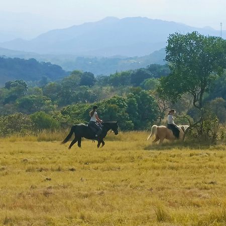 @Nature Luxury Cottages Mbombela ภายนอก รูปภาพ
