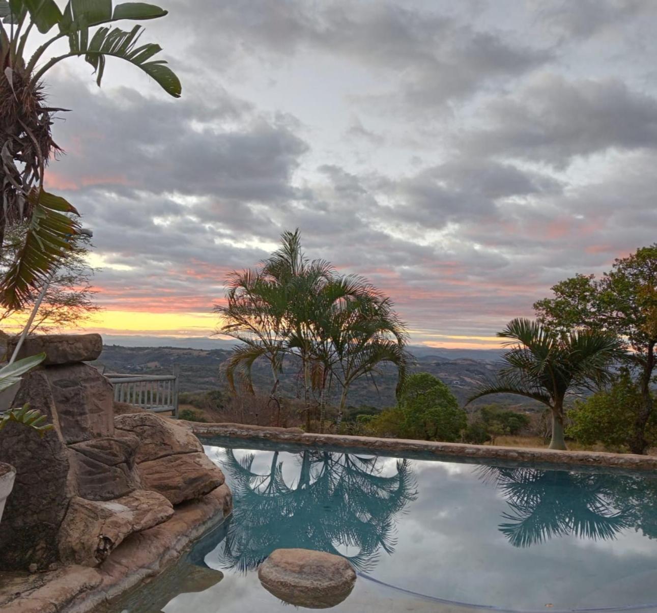 @Nature Luxury Cottages Mbombela ภายนอก รูปภาพ